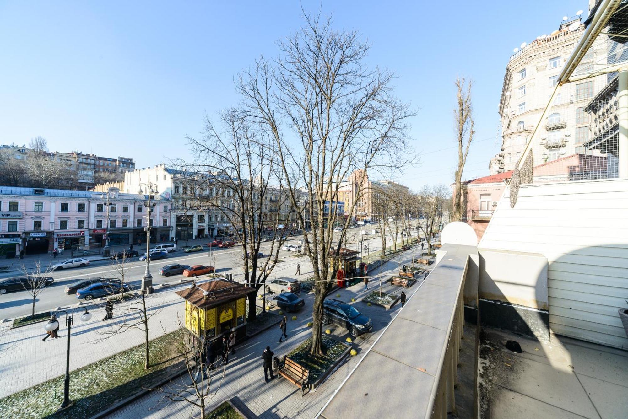 Квартира С Террасой, Крещатик 29, Бессарабка Kiev Ngoại thất bức ảnh