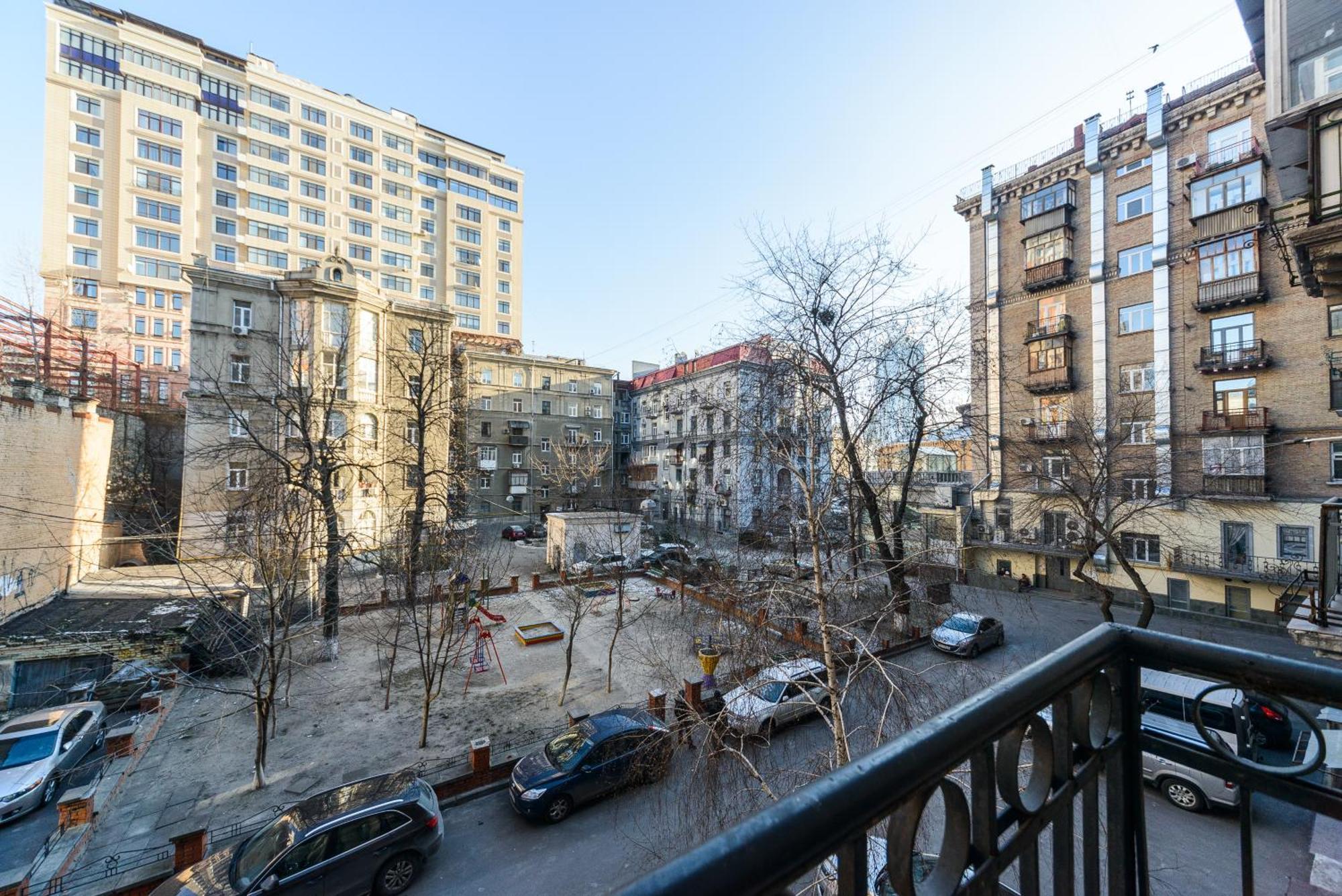 Квартира С Террасой, Крещатик 29, Бессарабка Kiev Ngoại thất bức ảnh